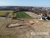 Prodej 2 stavebních parcel v obci Vinařice o celkové výměře 1 364 m2, cena 3985 CZK / m2, nabízí 