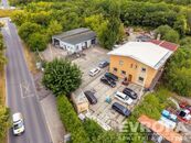 Prodej průmyslového areálu s administrativní budovou, myčkou a dílnou. Pozemek 3193m2 Statenice, Kr, cena 31998000 CZK / objekt, nabízí 