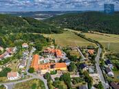 Prodej, pozemky určené dle územního plánu k výstavbě, výměra až 2000m2, Černolice, Praha - západ, cena 5800 CZK / m2, nabízí 