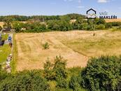 Prodej investičního stavebního pozemku 2x2.160 m2, cena cena v RK, nabízí 