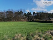 Prodej ideální 1/2 stavebního pozemku 2.460 m2 v Městečku u Čerčan, cena 3700000 CZK / objekt, nabízí