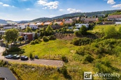 Prodej stavebního pozemku 732 m2, Králův Dvůr, cena 7300000 CZK / objekt, nabízí 