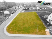 Dobrovice, prodej pozemku o celkové výměře 1 282 m2, cena 4390000 CZK / objekt, nabízí